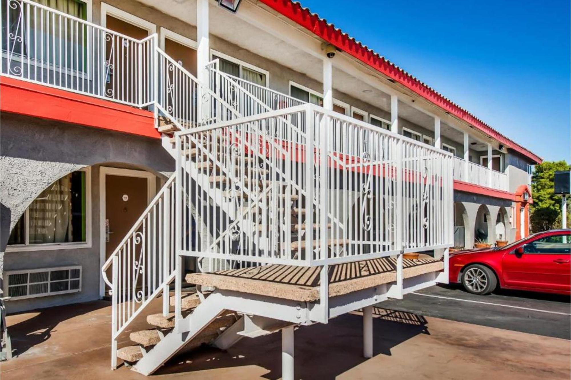 Hotel Europa Ridgecrest Luaran gambar