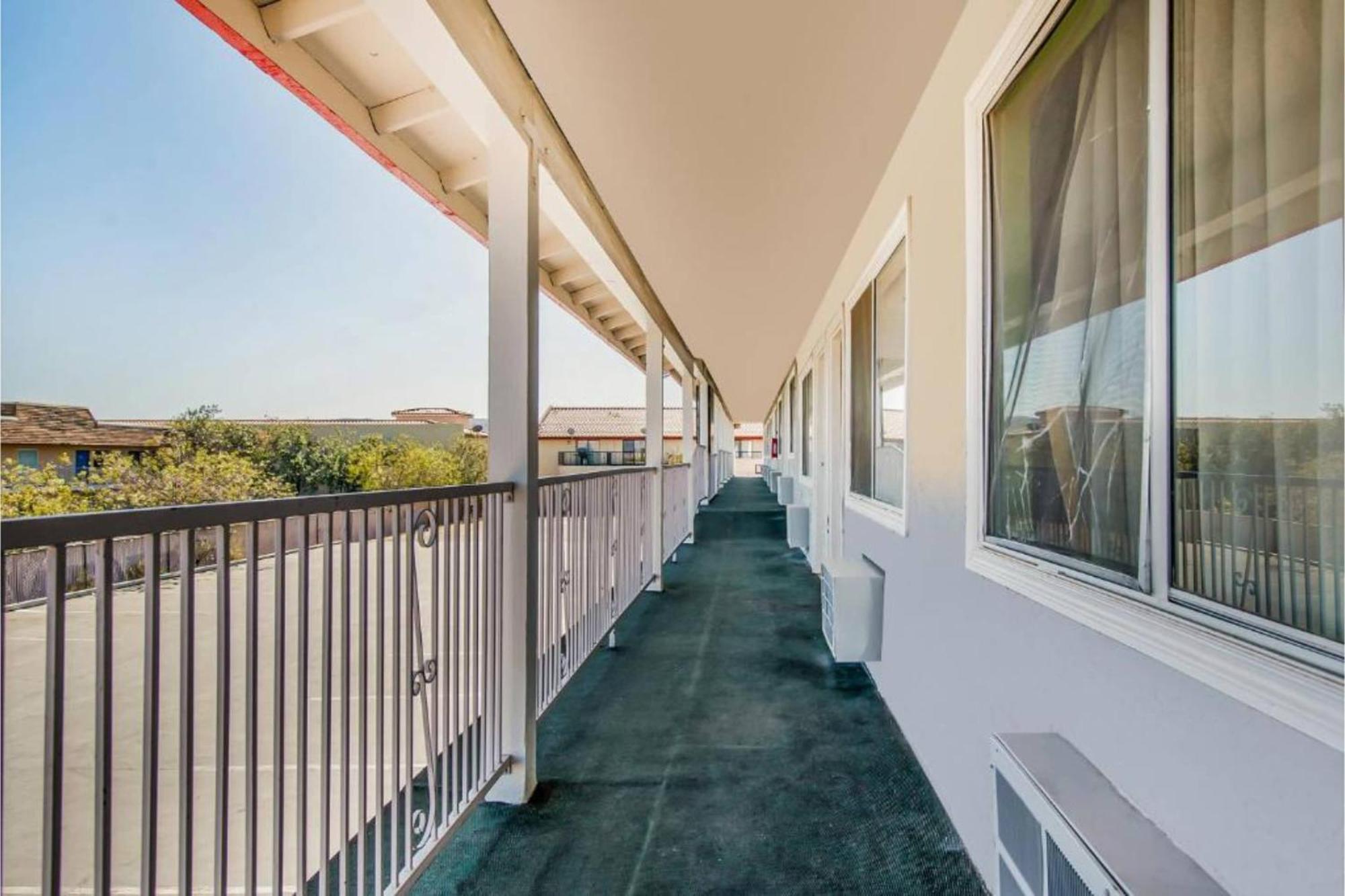 Hotel Europa Ridgecrest Luaran gambar