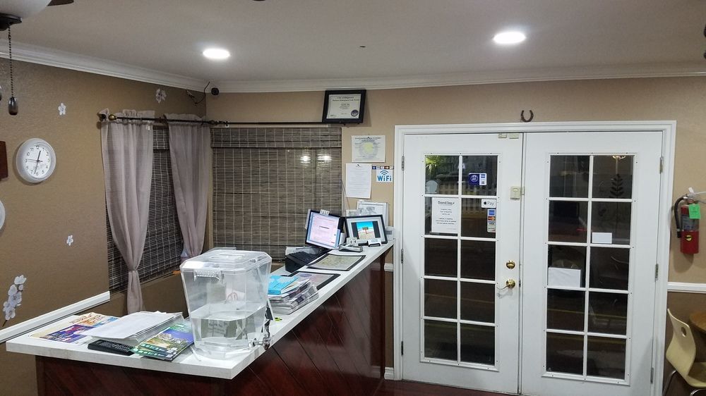 Hotel Europa Ridgecrest Luaran gambar