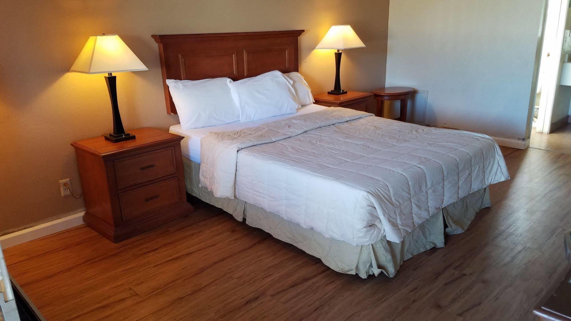Hotel Europa Ridgecrest Luaran gambar